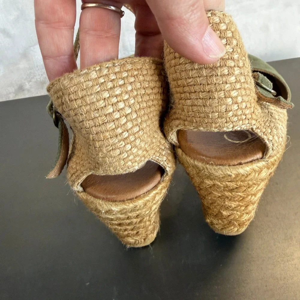 Spanish Gaimo Espadrilles Olive Green Suede Wedge Sandals Size 39‎ / 8 1/2